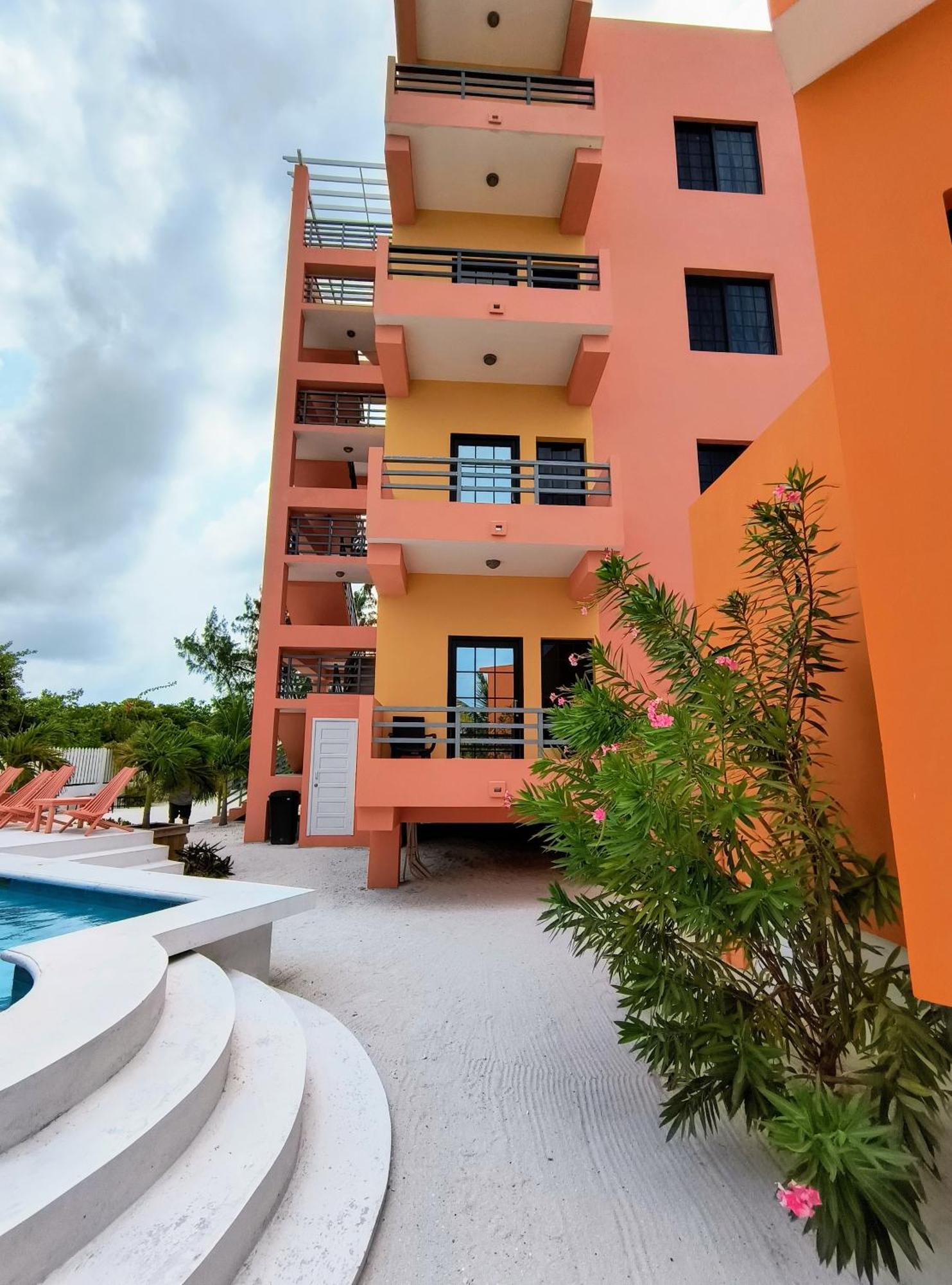 Aparthotel Bay Towers Caye Caulker Exteriér fotografie