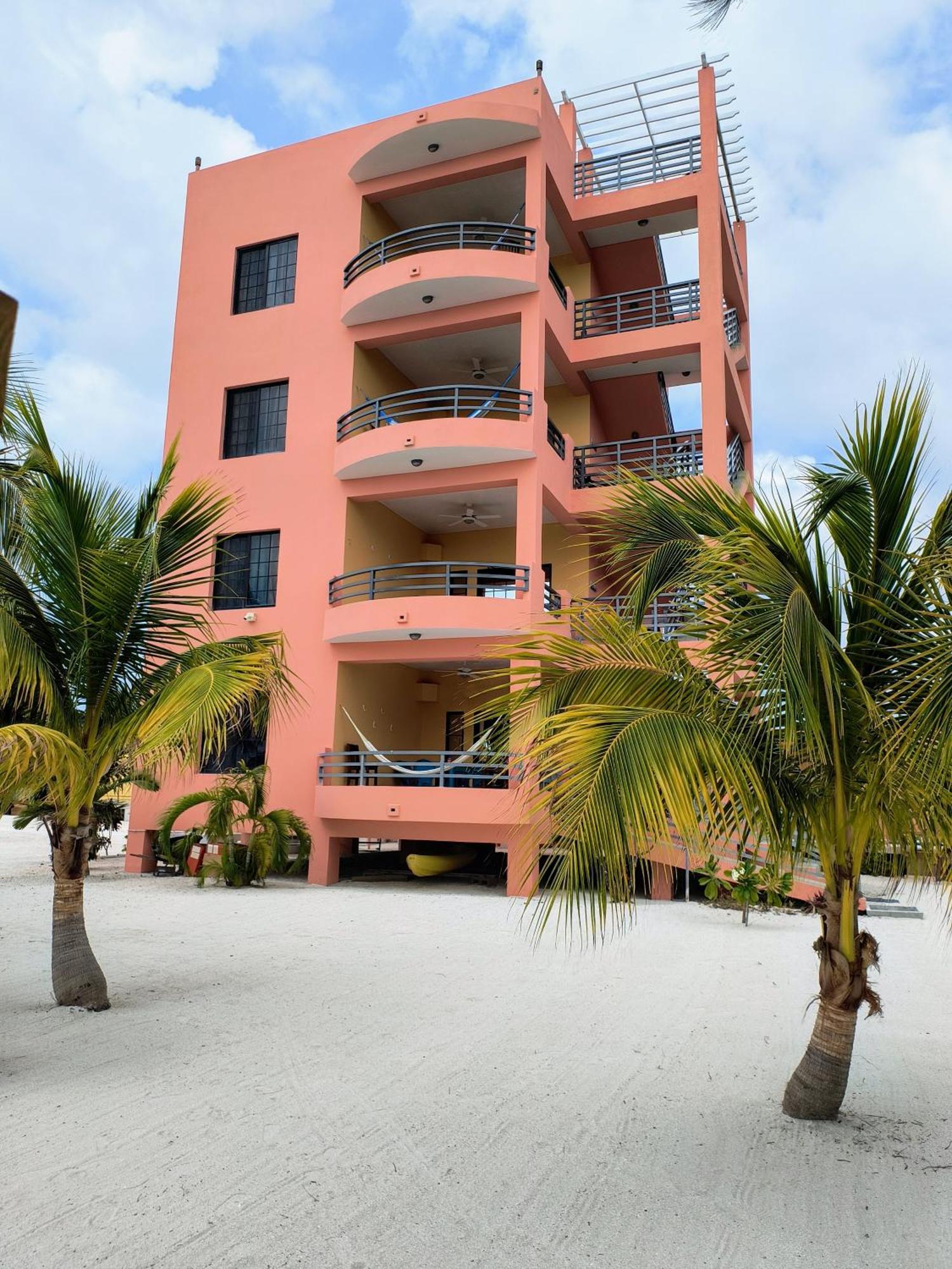 Aparthotel Bay Towers Caye Caulker Exteriér fotografie