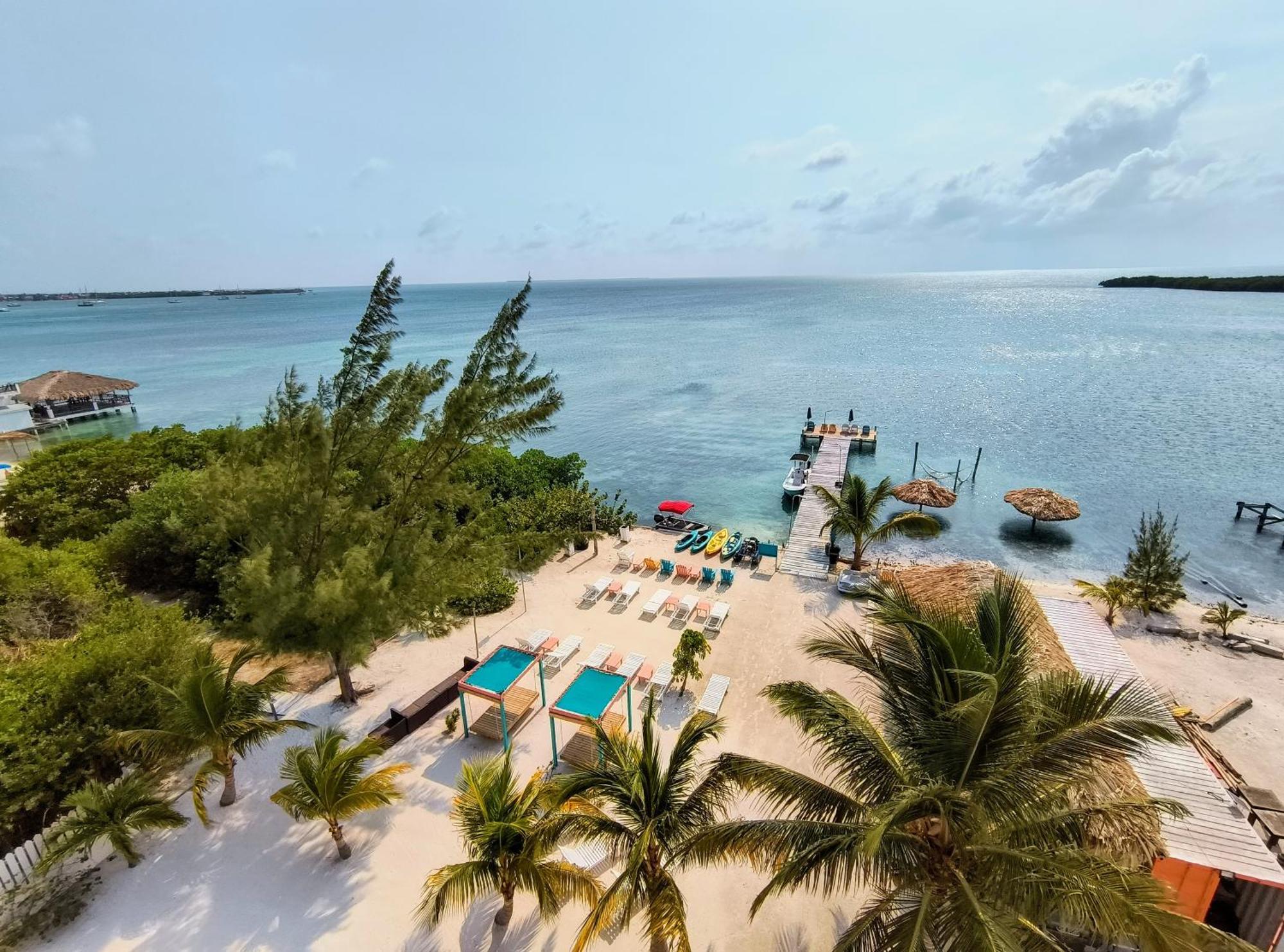Aparthotel Bay Towers Caye Caulker Exteriér fotografie